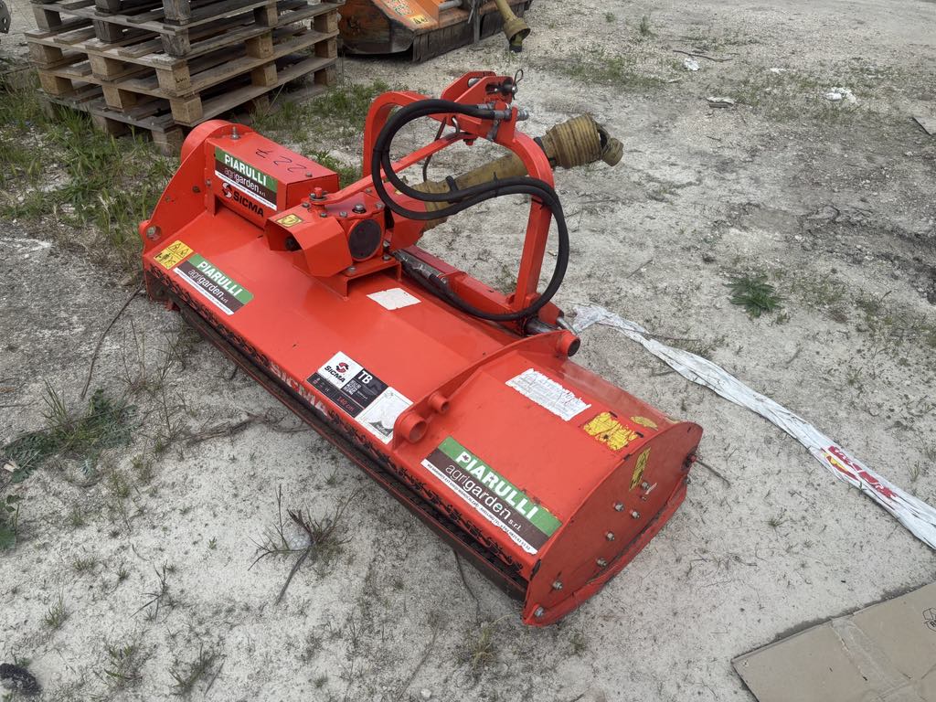 Trincia Sicma TB 140 con spostamento idr